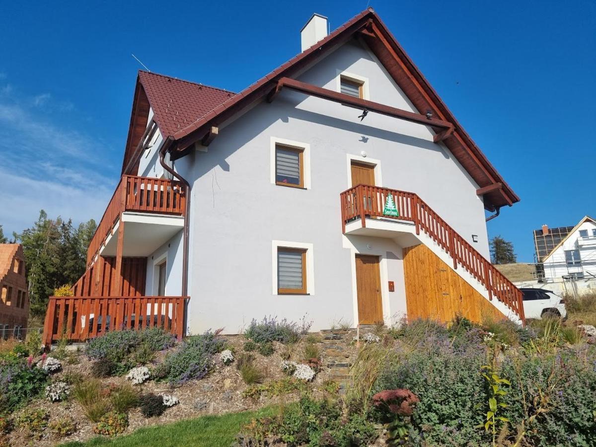 Apartman Felix Vaclavov u Bruntalu エクステリア 写真